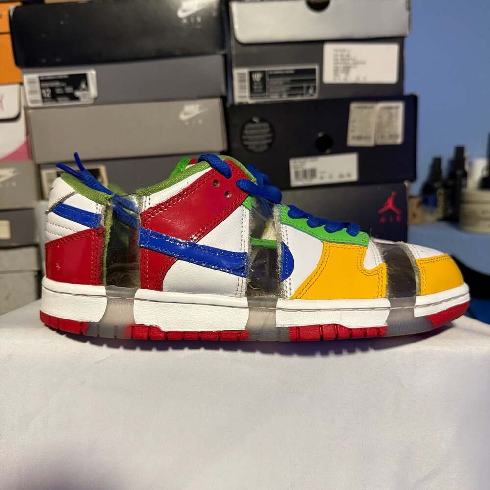 Nike SB Dunk Low Sandy Bodecker Size 6.5 Multicolored